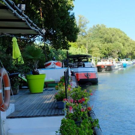 Peniche Le Hasard Bed & Breakfast Villeneuve-lès-Avignon Екстериор снимка
